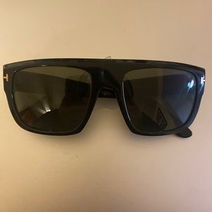Black Tom ford sunglasses